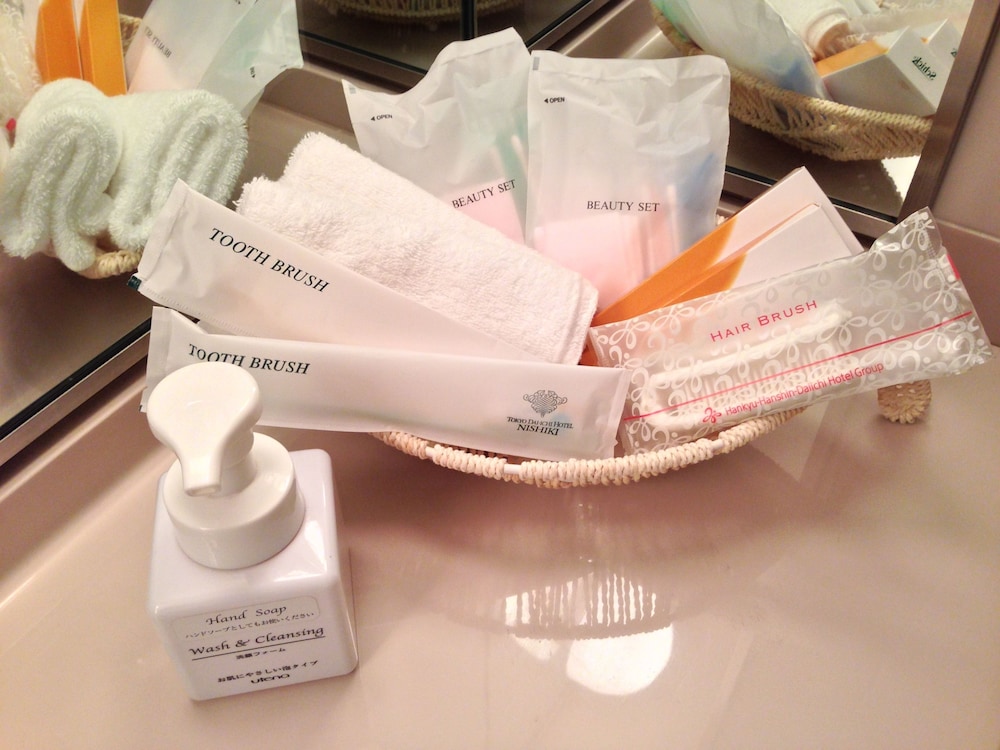 ダブル ルーム（禁煙） バスルーム1 | 東京第一ホテル錦