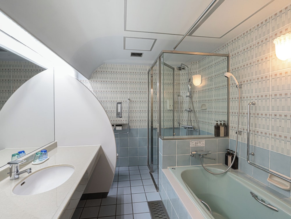 [禁煙] ジュニアスイート オーシャンビュー バスルーム0 | ホテルアトールエメラルド宮古島