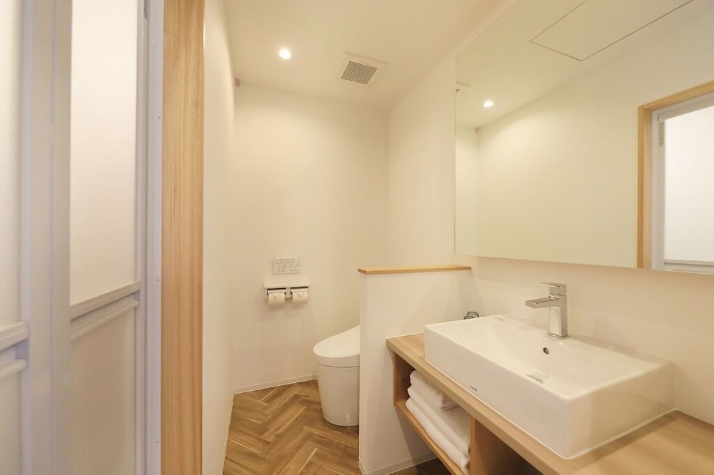 ツインルームA 禁煙 バスルーム1 | スマイルホテル宮古島