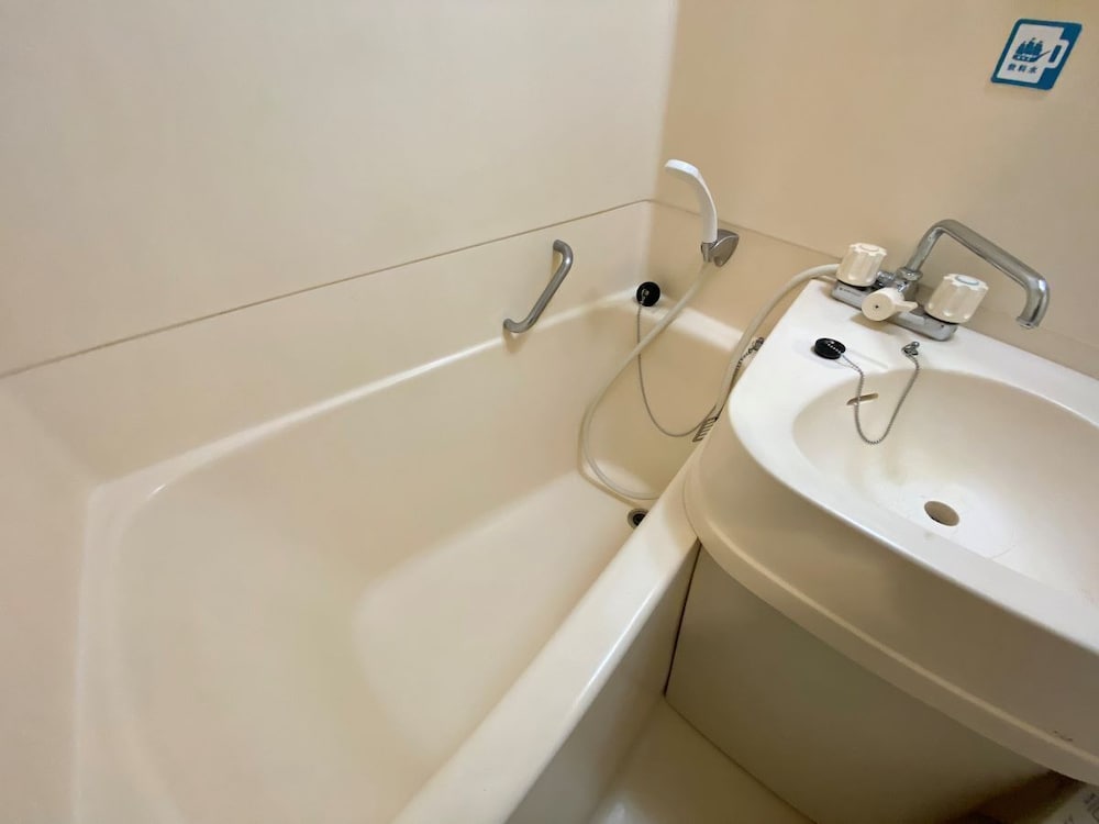 ツインルーム 禁煙 バスルーム0 | ホテルメイフラワー仙台