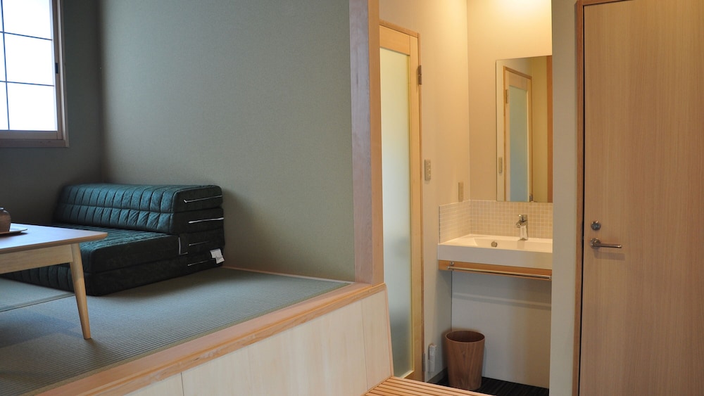 Loft Triple with Bath 客室3 | ゲストハウス ソイ