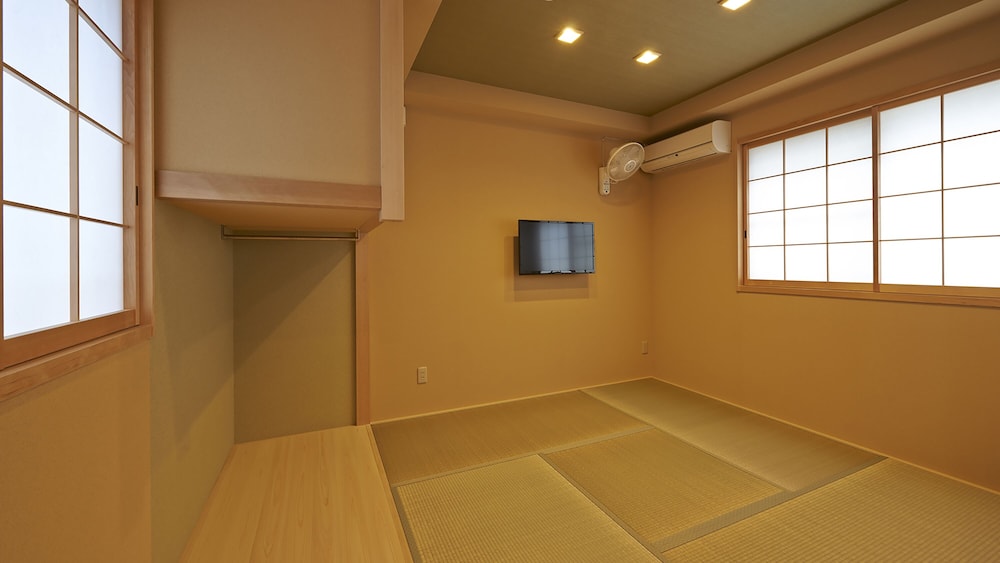 Traditional Twin with Bath | ゲストハウス ソイ