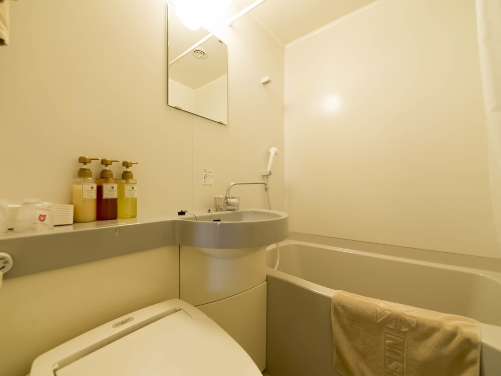 スタンダード ツインルーム バスルーム0 | ホテル松の薫一関