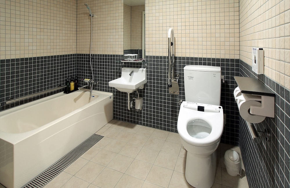 ファミリールーム (禁煙) バスルーム2 | グリーンリッチホテル山口湯田温泉