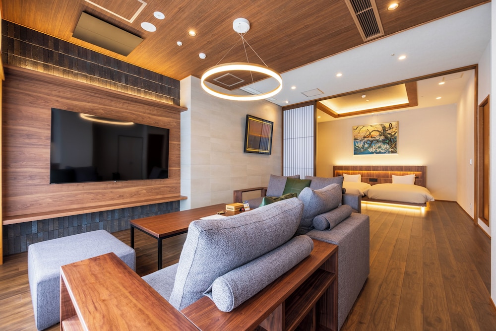 特別フロア- IKOI 憩 - [大観] 川側 温泉内風呂付特別室和洋室 | ホテル河鹿荘