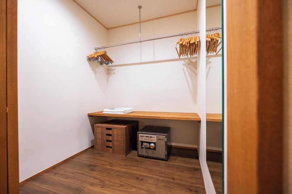 特別フロア-IKOI 憩-[飛天] 川側 温泉露天風呂付特別室和洋室 客室5 | ホテル河鹿荘