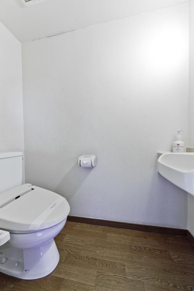 スタンダードルーム 禁煙(3-4階) バスルームのシンク0 | マホロバマインズ三浦