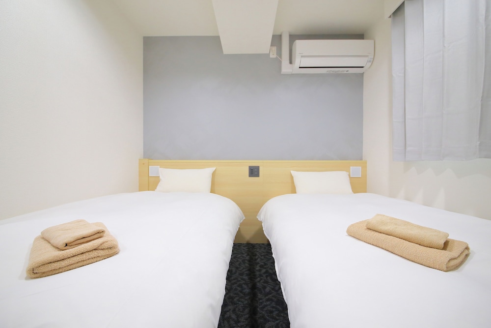 スタンダード ツインルーム 禁煙 (Renovated) 客室5 | 新今宮ホテル