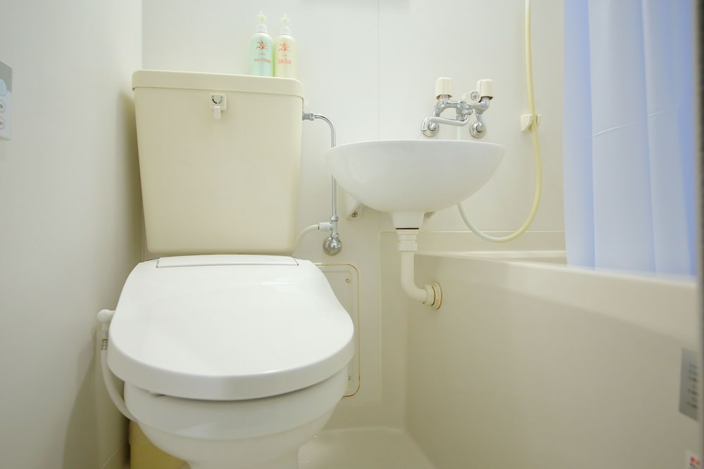 和室リノベーション 2人部屋 バスルーム0 | 新今宮ホテル