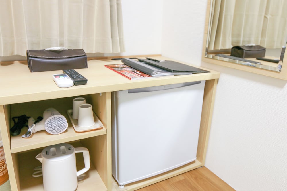 和室リノベーション 2人部屋 客室1 | 新今宮ホテル