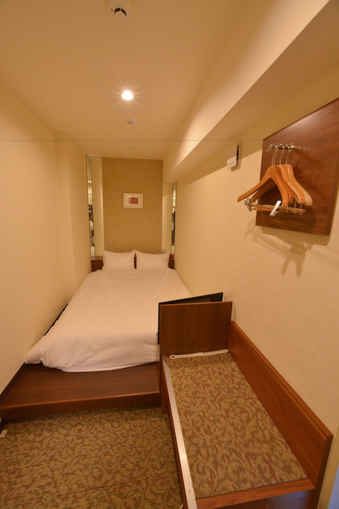 ロングタイプダブルルーム 禁煙 別館 (LCH 2nd) | KARIYUSHI LCH.Izumizaki 県庁前