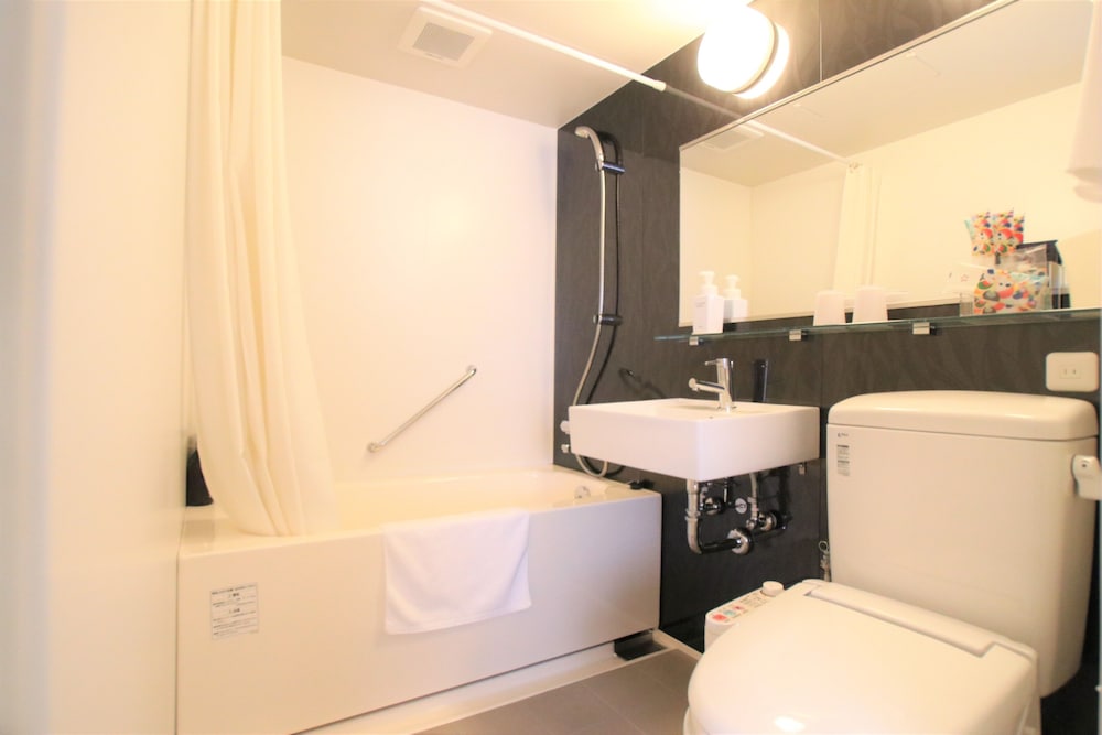 スーペリア ツインルーム バスルーム0 | ホテル グラン エムズ京都