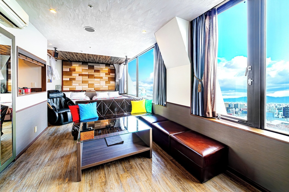 ロイヤルツイン キッチン付 禁煙 (お酒飲み放題、軽食無料) | アンダの森 大阪天王寺タワー