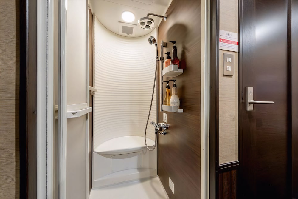 エコノミー ダブルルーム 禁煙 (お酒飲み放題、軽食無料) バスルーム0 | アンダの森 大阪天王寺タワー