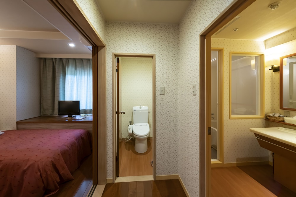 ラグジュアリー ツインルーム 客室2 | 鬼怒川グランドホテル 夢の季