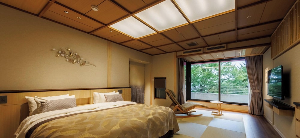 デラックス ダブルルーム 禁煙 ガーデンビュー | 鬼怒川グランドホテル 夢の季