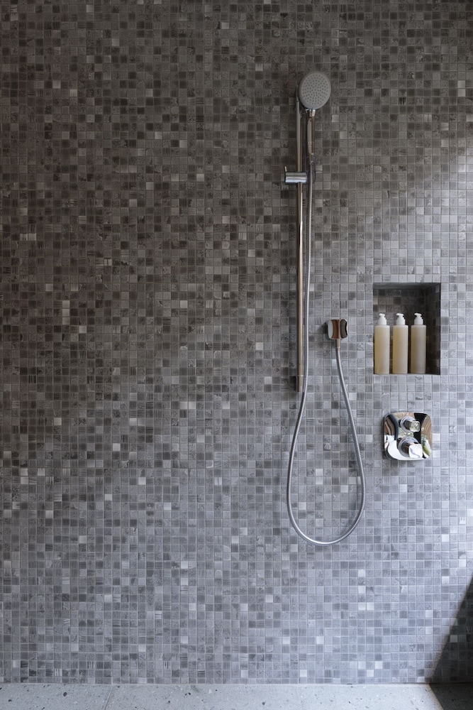 庭 (Niwa) ツインルーム 禁煙 バスルーム0 | Azumi Setoda