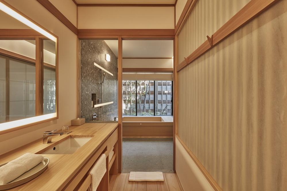 庭涼 (Niwasuzumi)トリプルルーム 禁煙 客室5 | Azumi Setoda