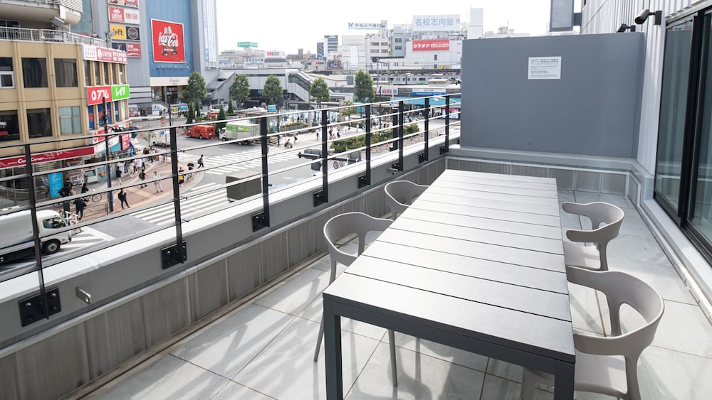 ダブルルーム バルコニーからの眺望0 | ベッセルイン高田馬場駅前
