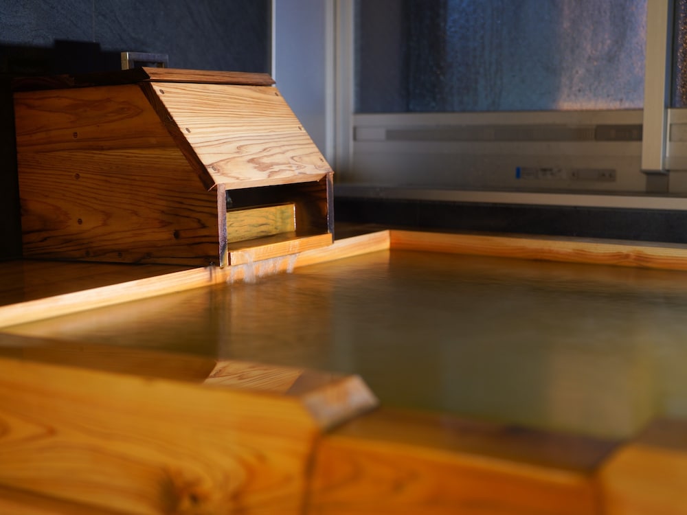 スーペリア ツインルーム バスルーム1 | MURE Beppu