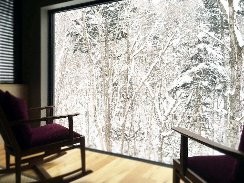 天然温泉展望風呂付[紅] 58平米 禁煙 客室3 | 奥定山渓温泉 佳松御苑