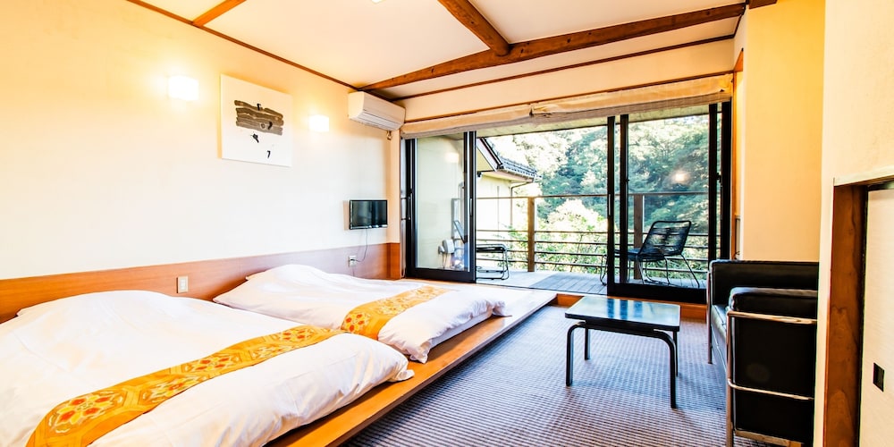 ローベッドツイン 禁煙 | 霧島もみじ谷 静流荘