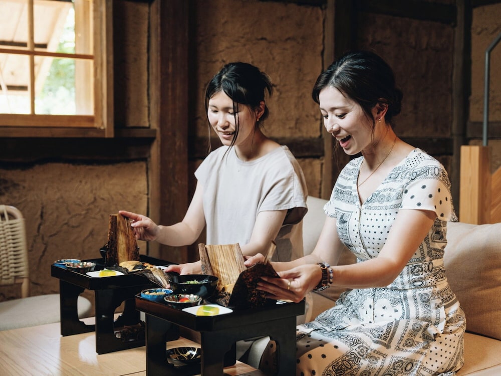 紳ーSHINー(お子様連れも安心のはなれ1棟・八女茶3種付)<4名定員> 客室34 | RITA 八女福島