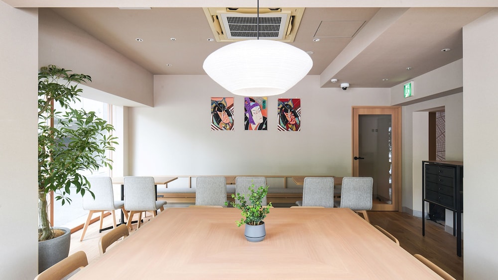 ロビーラウンジ1 | ベッセルイン浅草 つくばエクスプレス