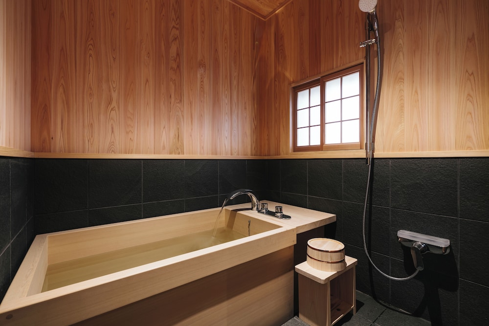 碓井邸 102 禁煙 バスルーム0 | みなも