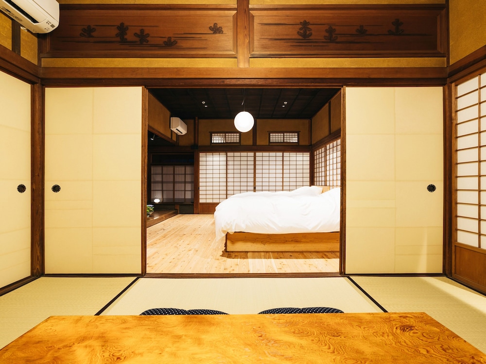 碓井邸 101 禁煙 リビング エリア0 | みなも