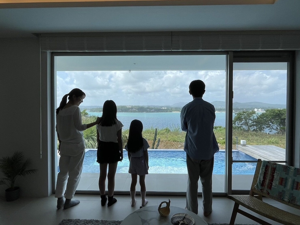 ファミリー ヴィラ 1 ベッドルーム (1階貸切プール付) 禁煙 部屋からの景観0 | 古宇利ヴィラ Indigo