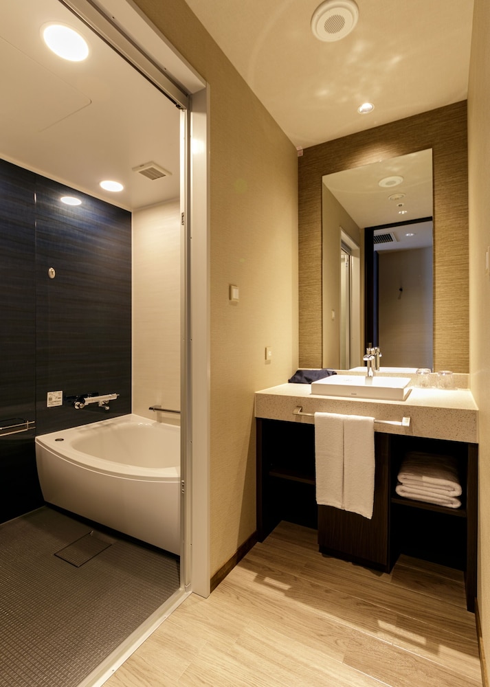 スーペリア ツインプラスルーム 禁煙 バスルーム0 | ホテルヴィスキオ 富山