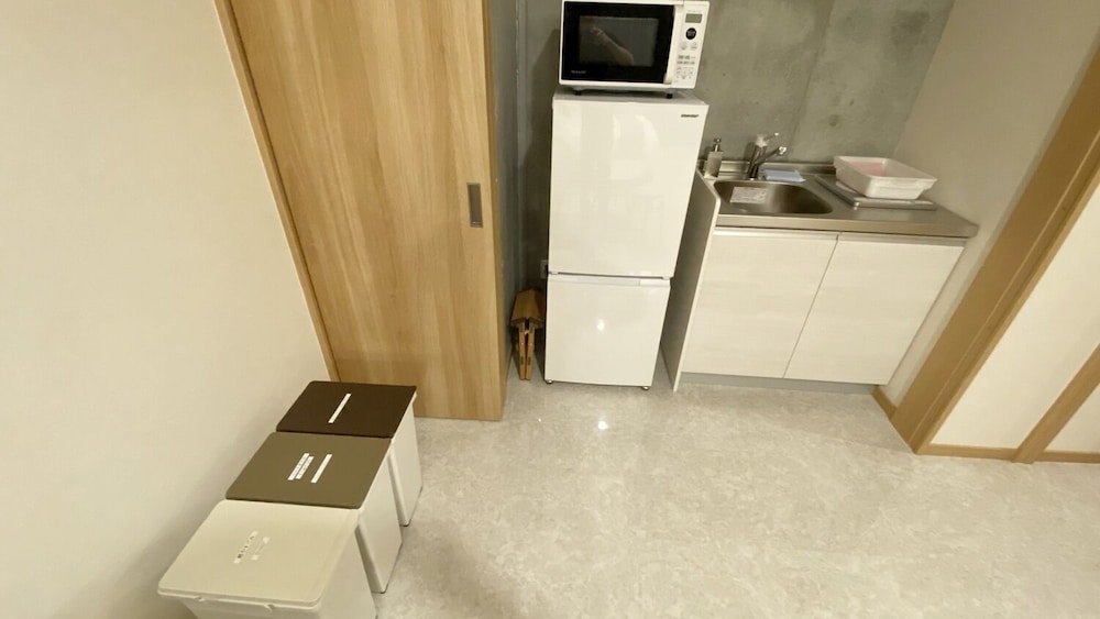 スーペリア 4 人部屋 専用キッチン0 | たびの邸宅 沖縄那覇 2nd