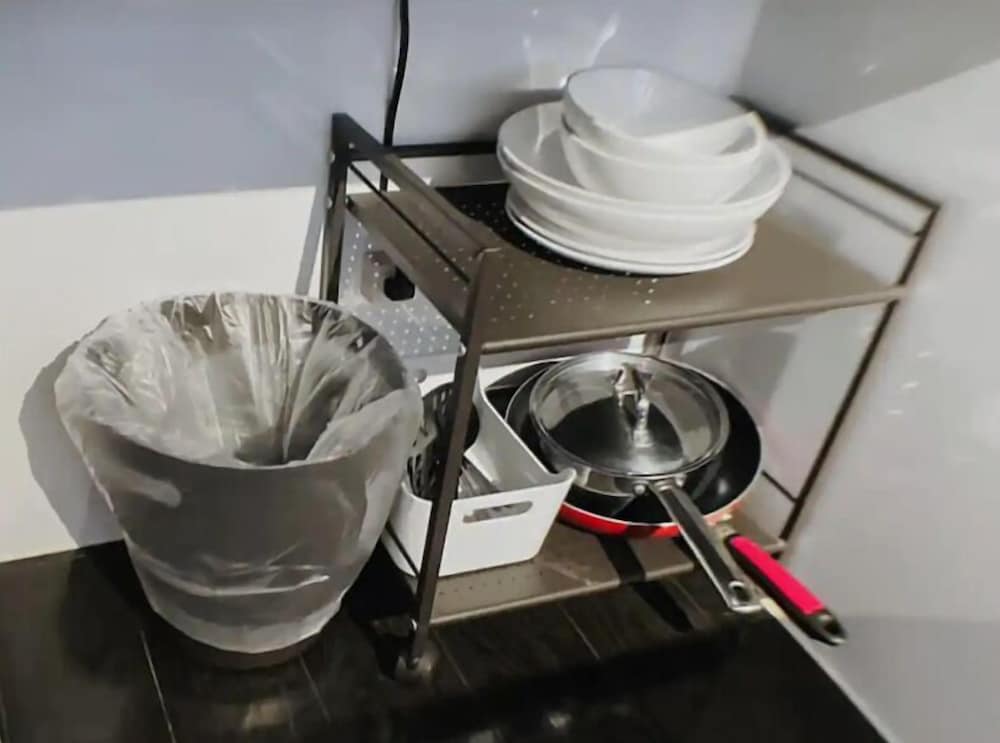 ベーシック ルーム 専用キッチン2 | SaffronCasa Asakusabashi by Tranova