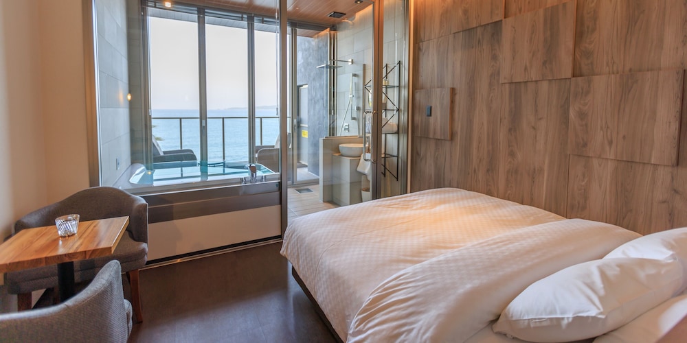 ラグジュアリー ダブルルーム 客室0 | AlbaHOTEL＆Glamping