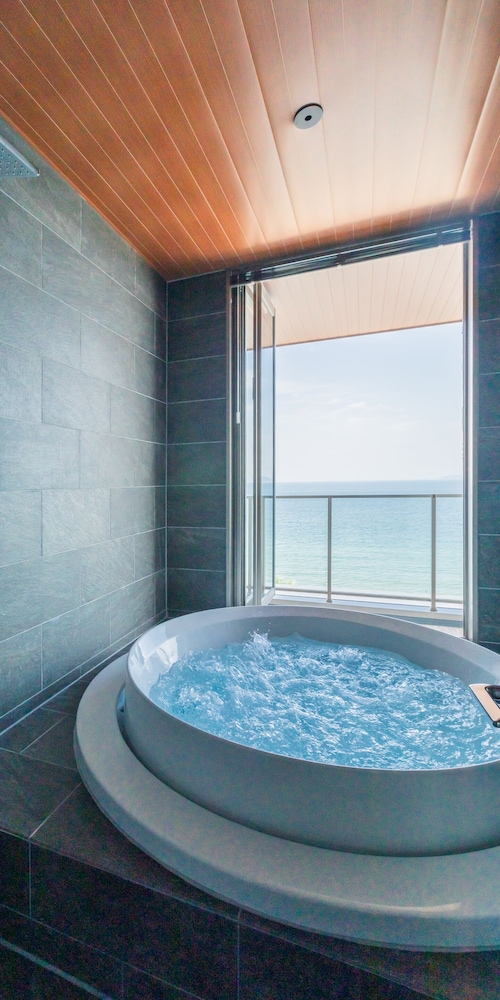 ロイヤル スイート バスルーム0 | AlbaHOTEL＆Glamping