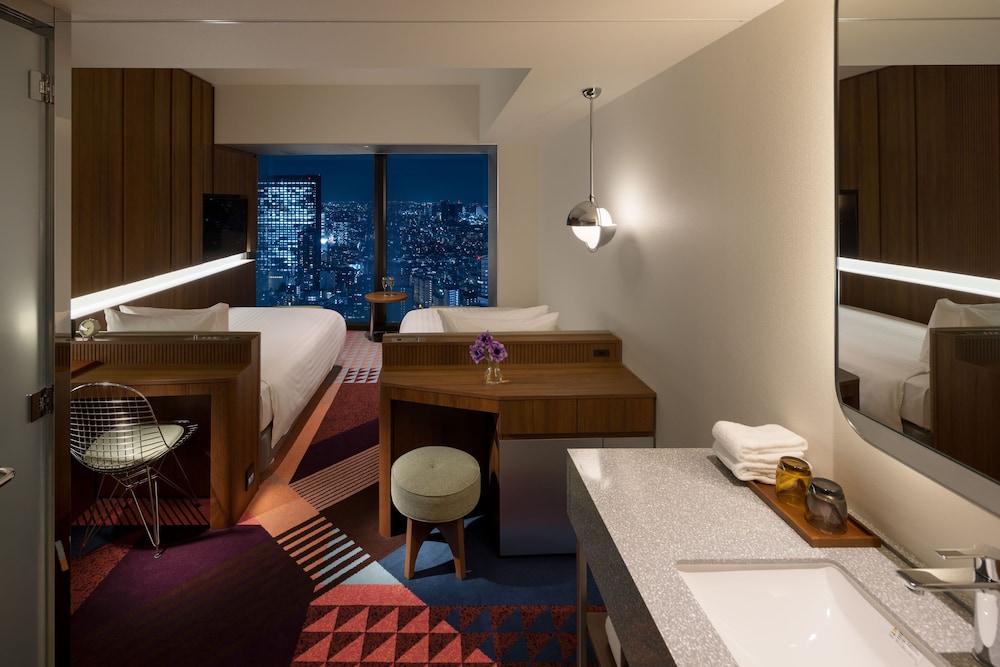 デラックス ルーム シングルベッド 2 台 客室1 | HOTEL GROOVE SHINJUKU、A PARKROYAL Hotel