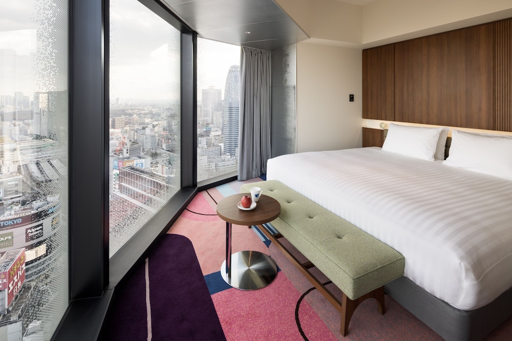 スイート キングベッド 1 台 (Garden) 客室2 | HOTEL GROOVE SHINJUKU、A PARKROYAL Hotel