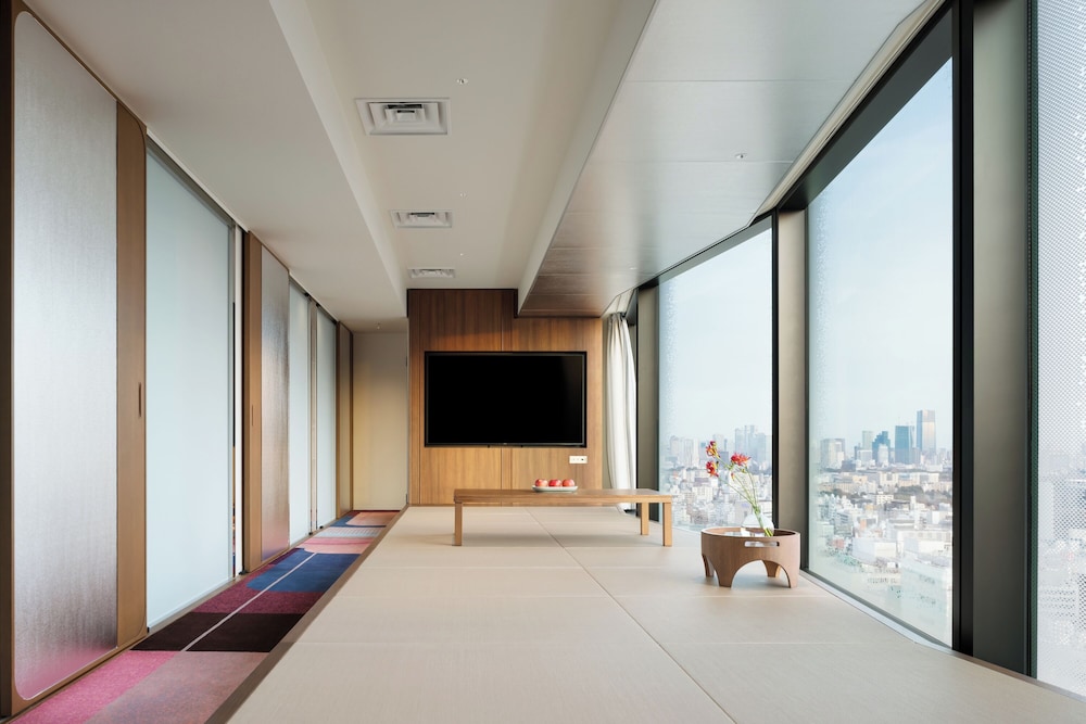 スイート (Japanese) 客室1 | HOTEL GROOVE SHINJUKU、A PARKROYAL Hotel