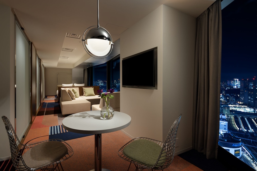プレミア スイート キングベッド 1 台 | HOTEL GROOVE SHINJUKU、A PARKROYAL Hotel