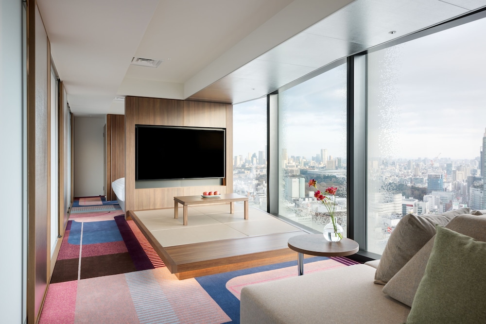 プレミア スイート シングルベッド 2 台 | HOTEL GROOVE SHINJUKU、A PARKROYAL Hotel
