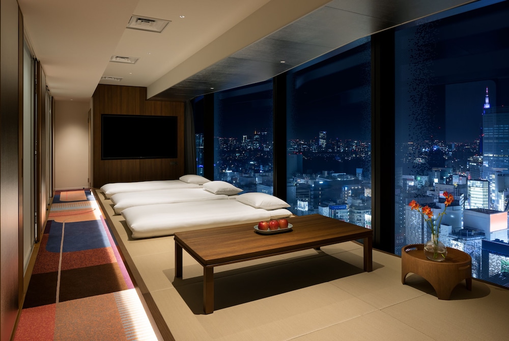 スイート (Japanese) | HOTEL GROOVE SHINJUKU、A PARKROYAL Hotel