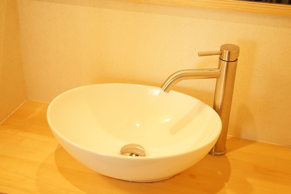 デラックス ダブルまたはツインルーム 客室1 | 奈良旅館