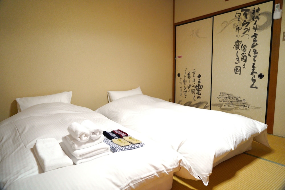 スタンダード ダブルまたはツインルーム 客室1 | 奈良旅館