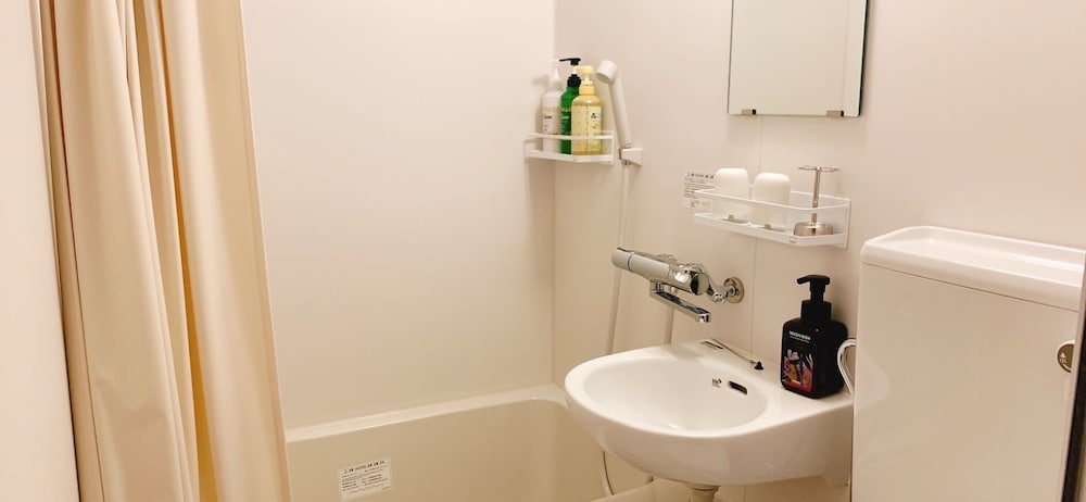 スタンダード ダブルまたはツインルーム バスルーム0 | 奈良旅館