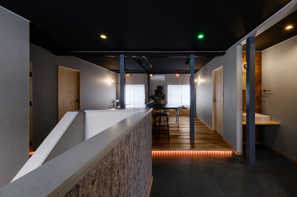 ラグジュアリー ヴィラ リビング エリア28 | The Landmark