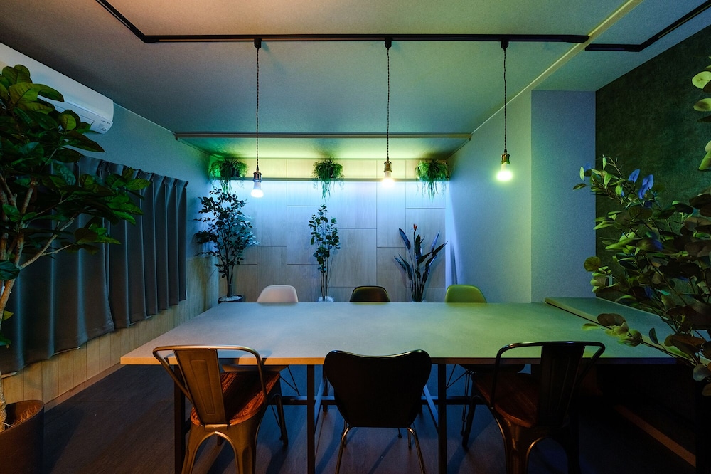 ラグジュアリー ヴィラ リビング エリア24 | The Landmark