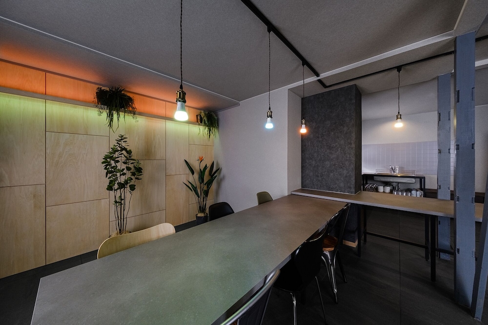 ラグジュアリー ヴィラ リビング エリア14 | The Landmark