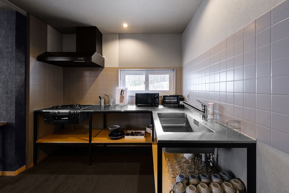 ラグジュアリー ヴィラ 専用キッチン0 | The Landmark