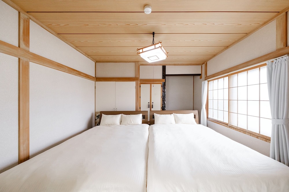 ファミリー ヴィラ 客室1 | Landmark Annex